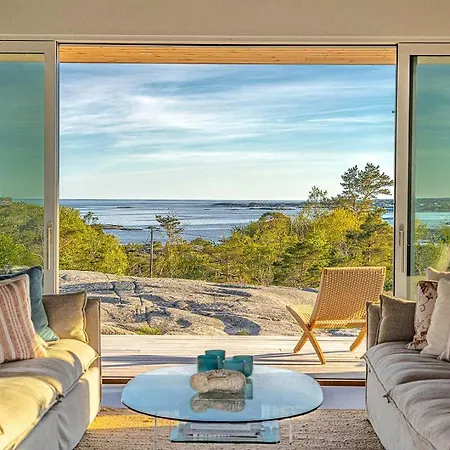 Architectural Gem Between Risor And Kragero * Nistesvåg