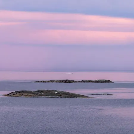 Architectural Gem Between Risor And Kragero 度假居